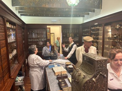 FARMÀCIA LLABRÉS: UNA JORNADA PER CELEBRAR L’OFICI I LA HISTÒRIA